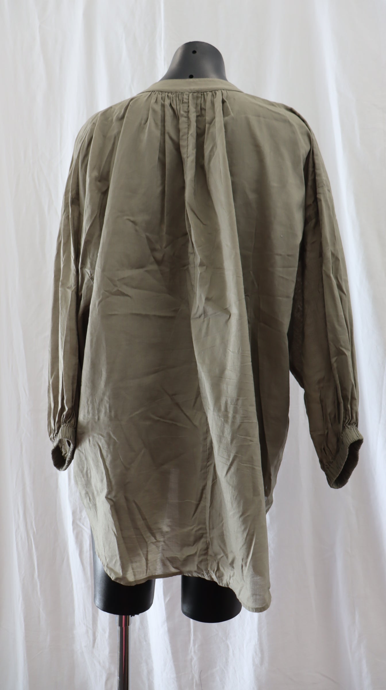 mahsa Button Up M