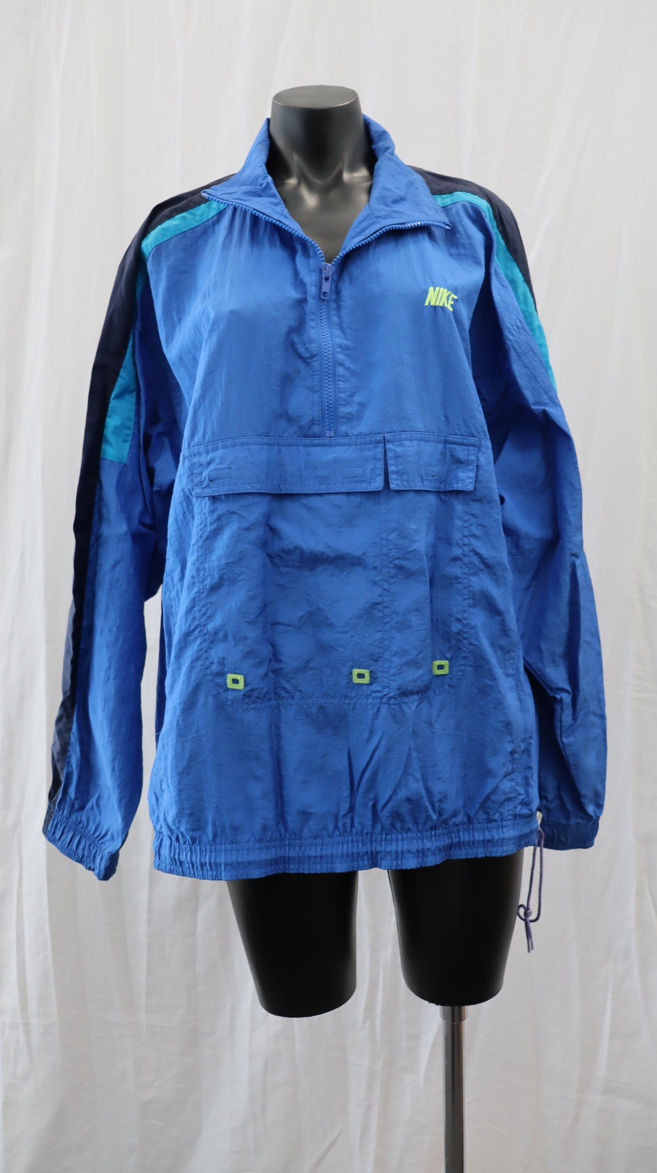 NIKE Jacket L