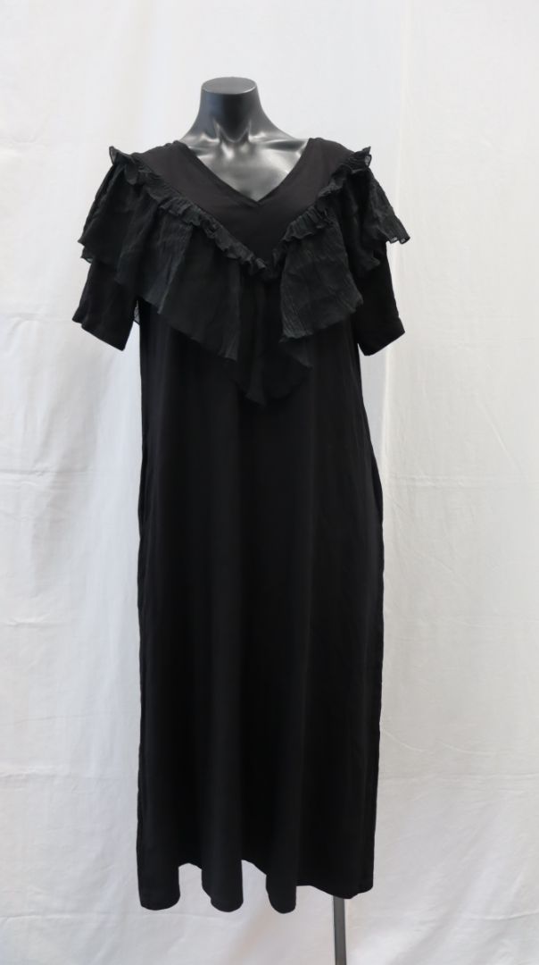 moochi Maxi Dress M