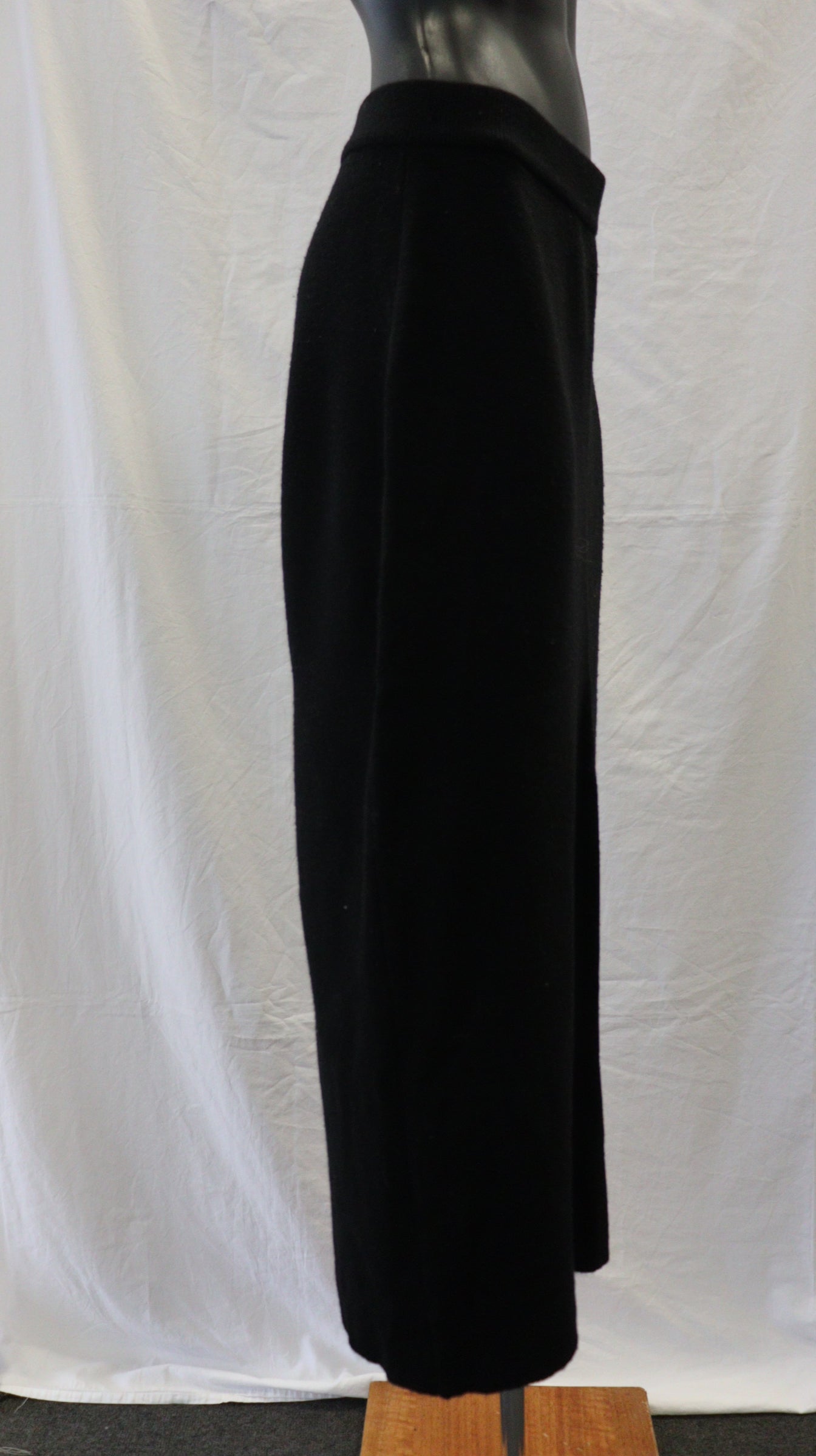 Alpha60 Midi Skirt M