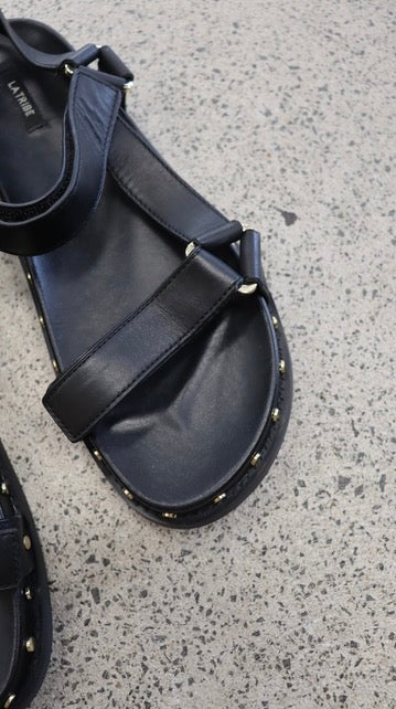 LA TRIBE Sandals 40