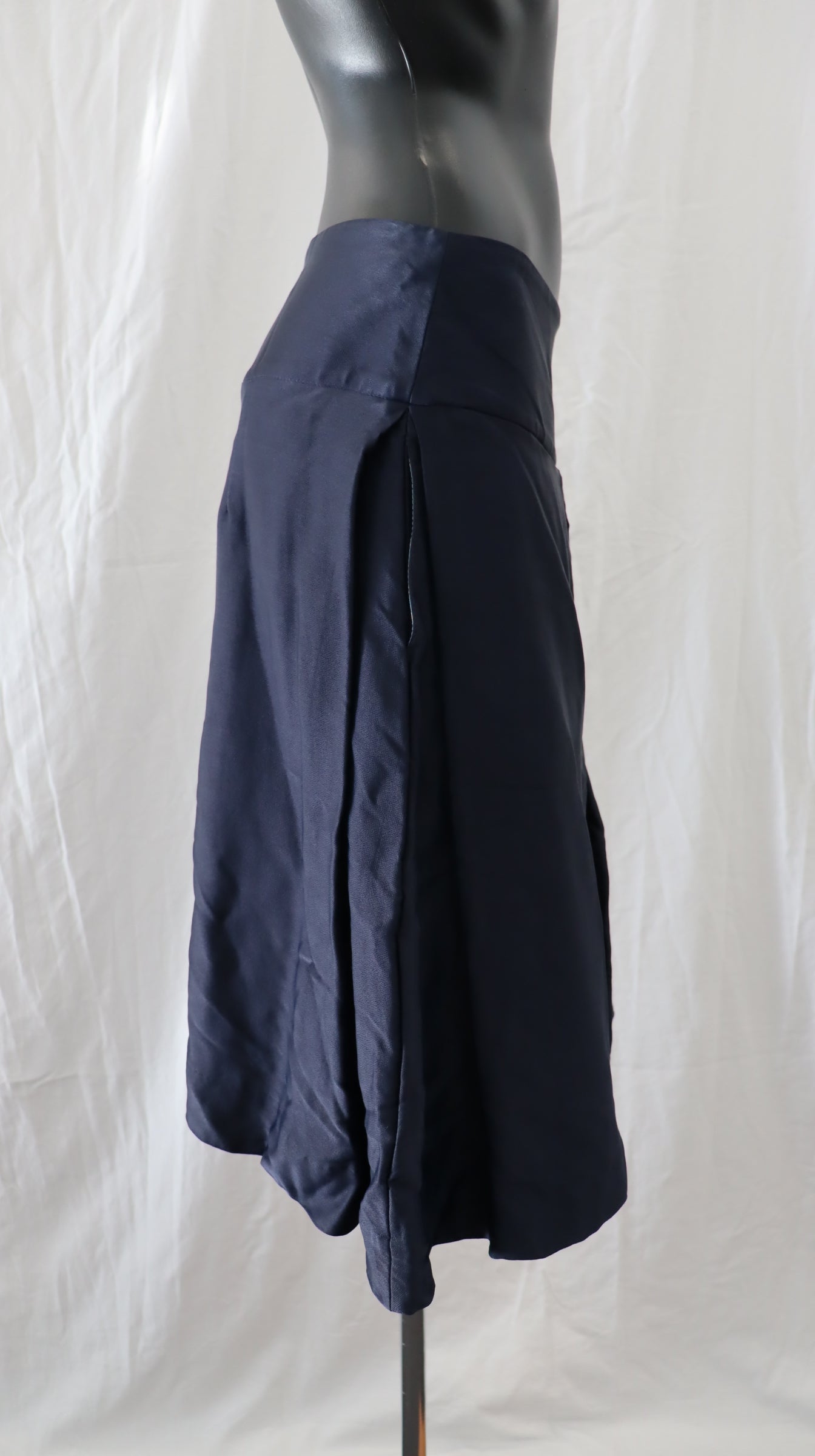 World Mini Skirt L