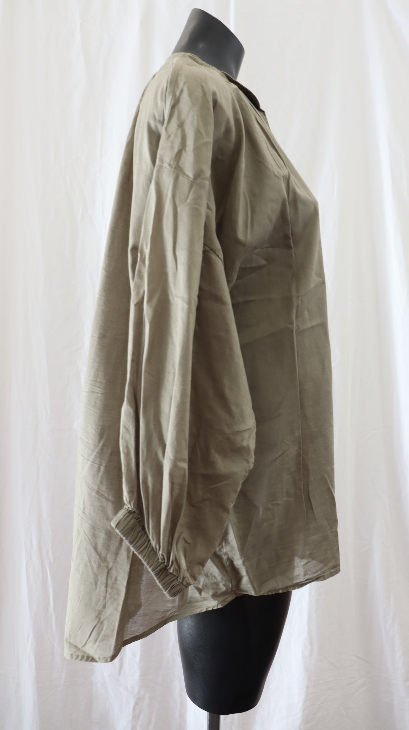 mahsa Button Up M
