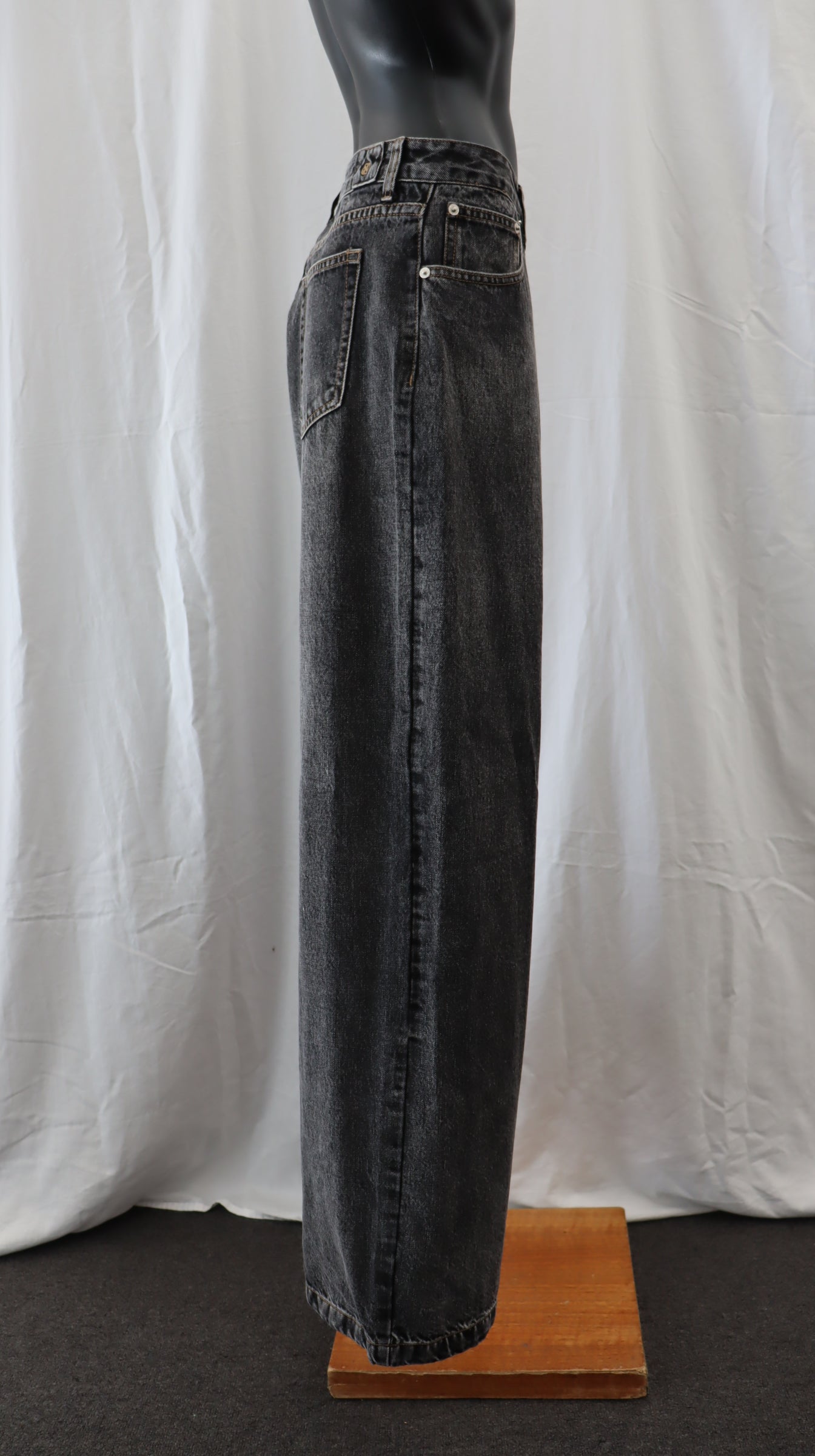 DISSH Jeans 12