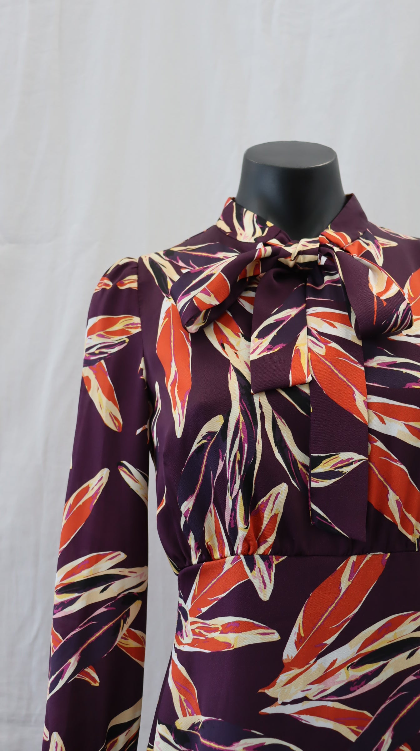 CUE Midi Dress 6