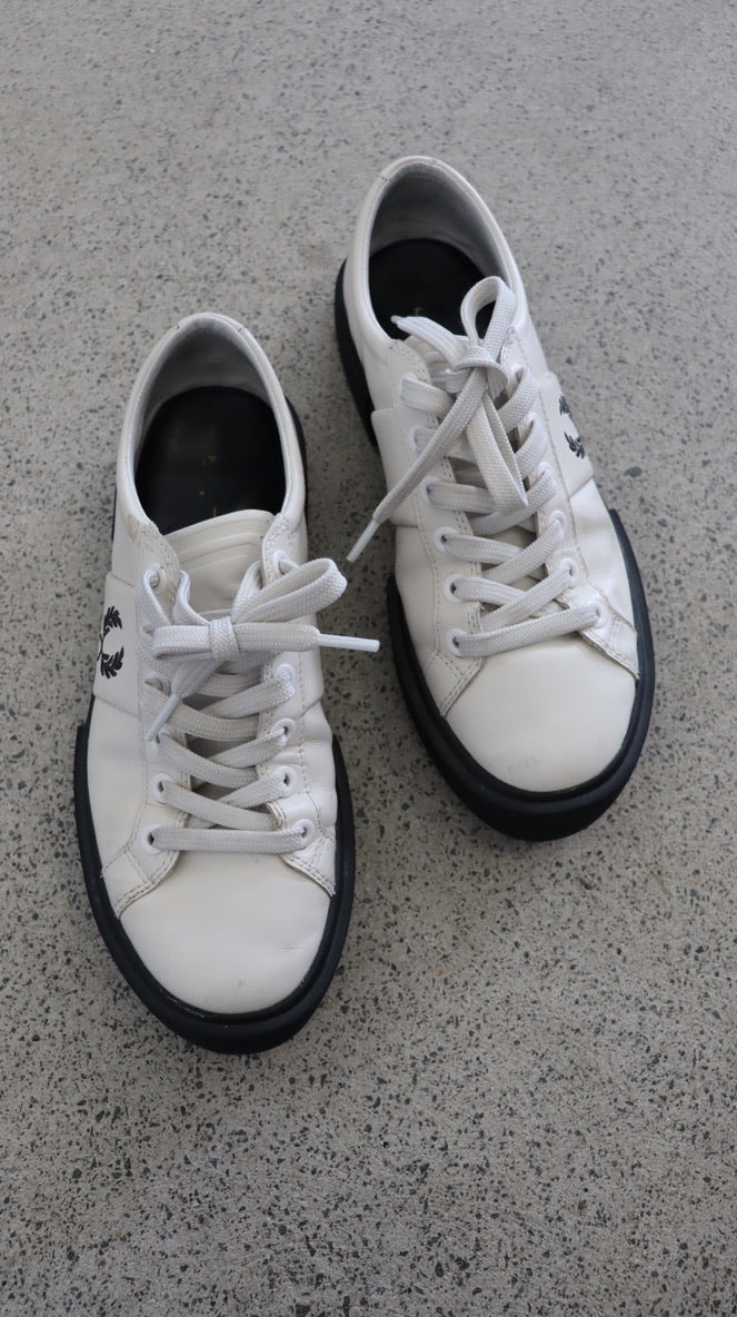 Fred Perry Sneaker 42