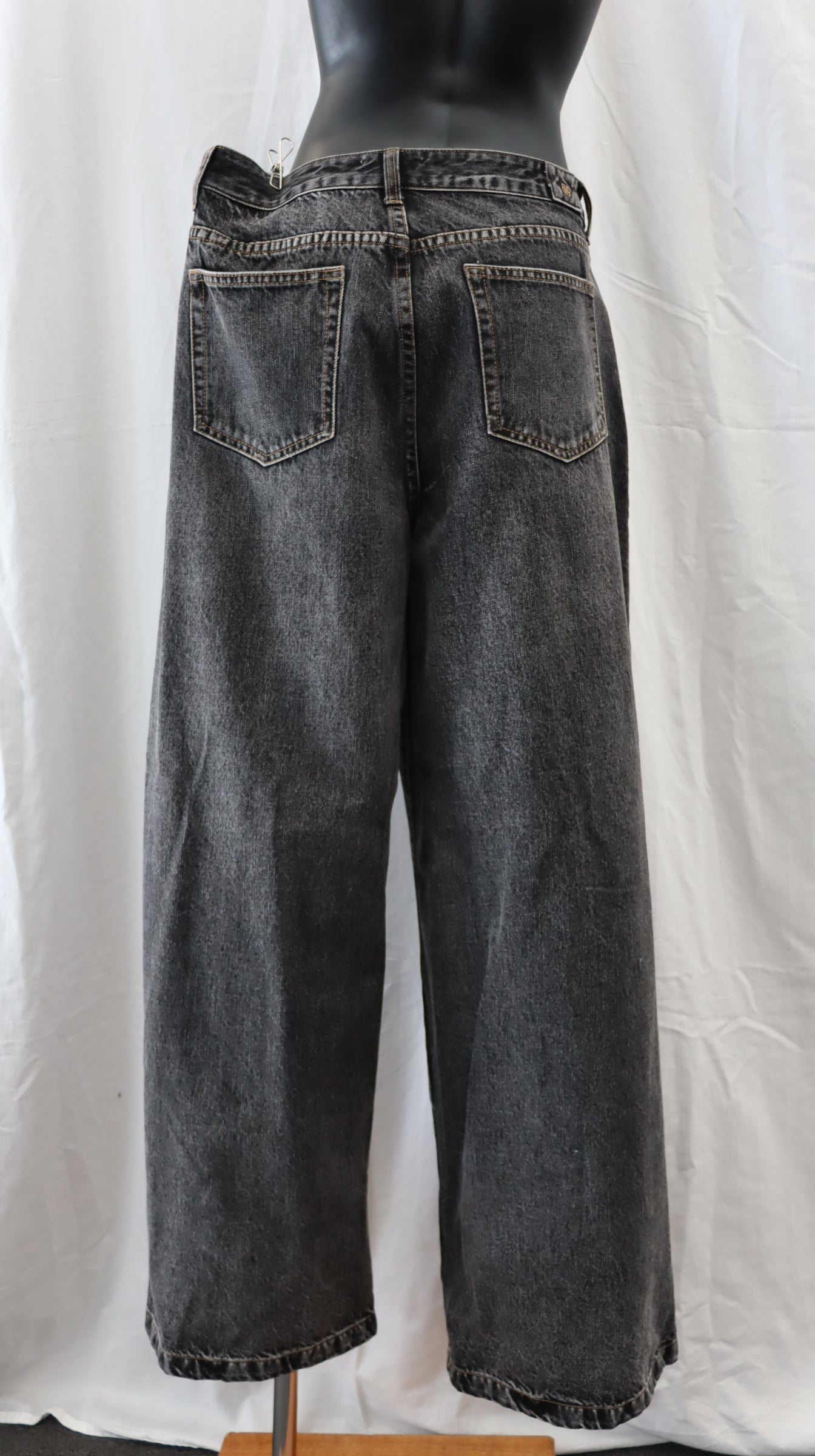 DISSH Jeans 12
