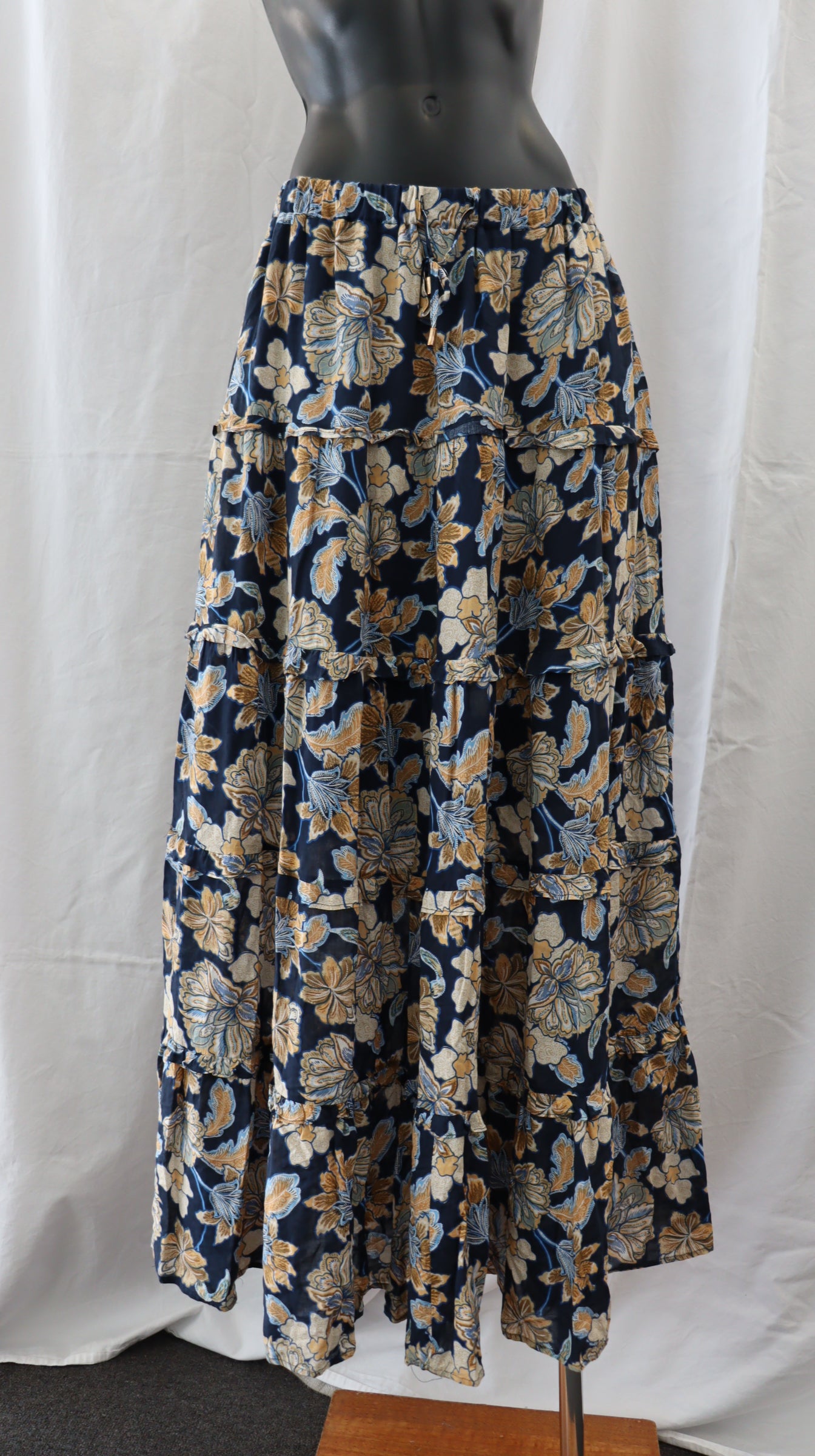 MINKPINK Maxi Skirt M