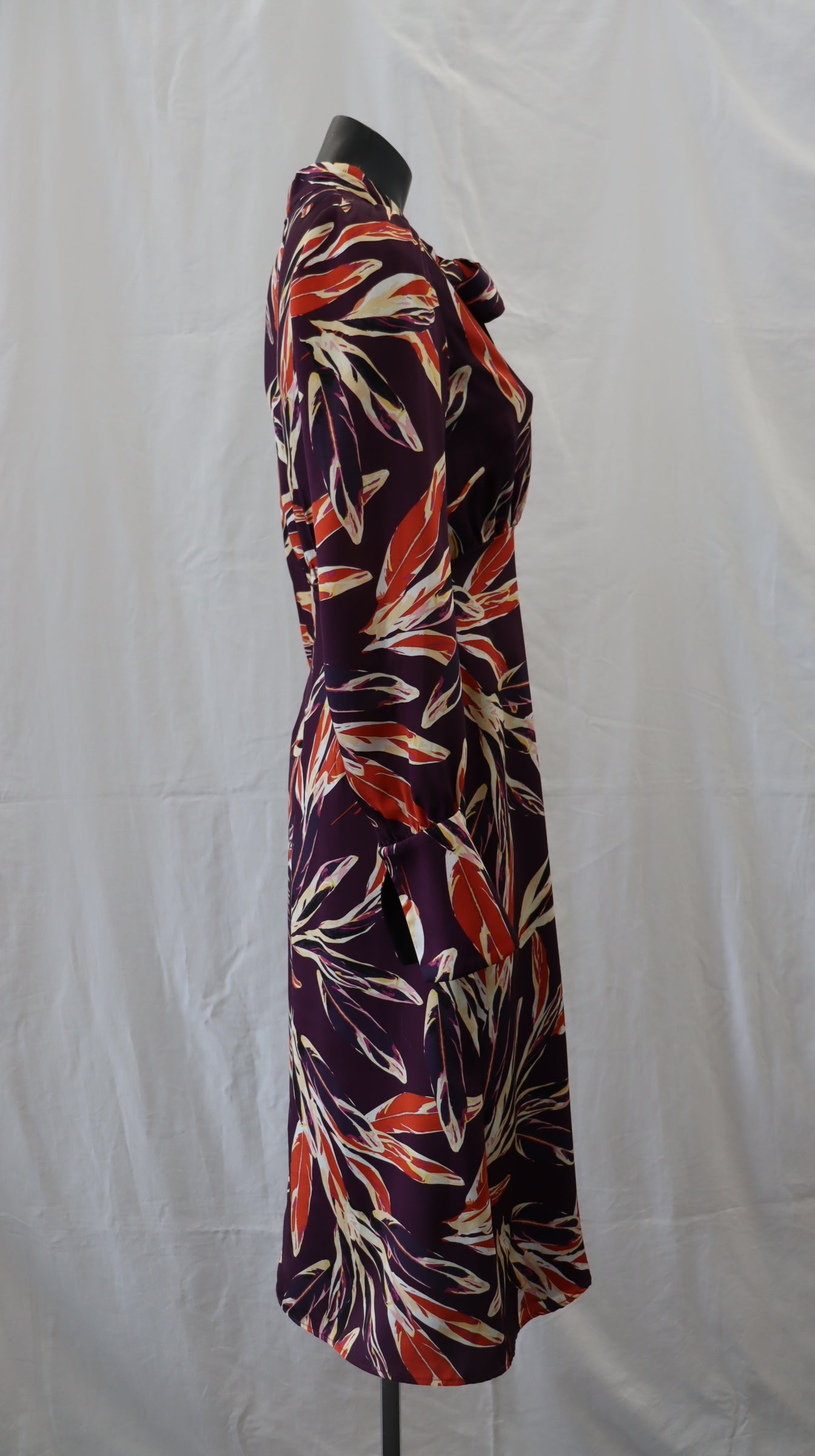 CUE Midi Dress 6