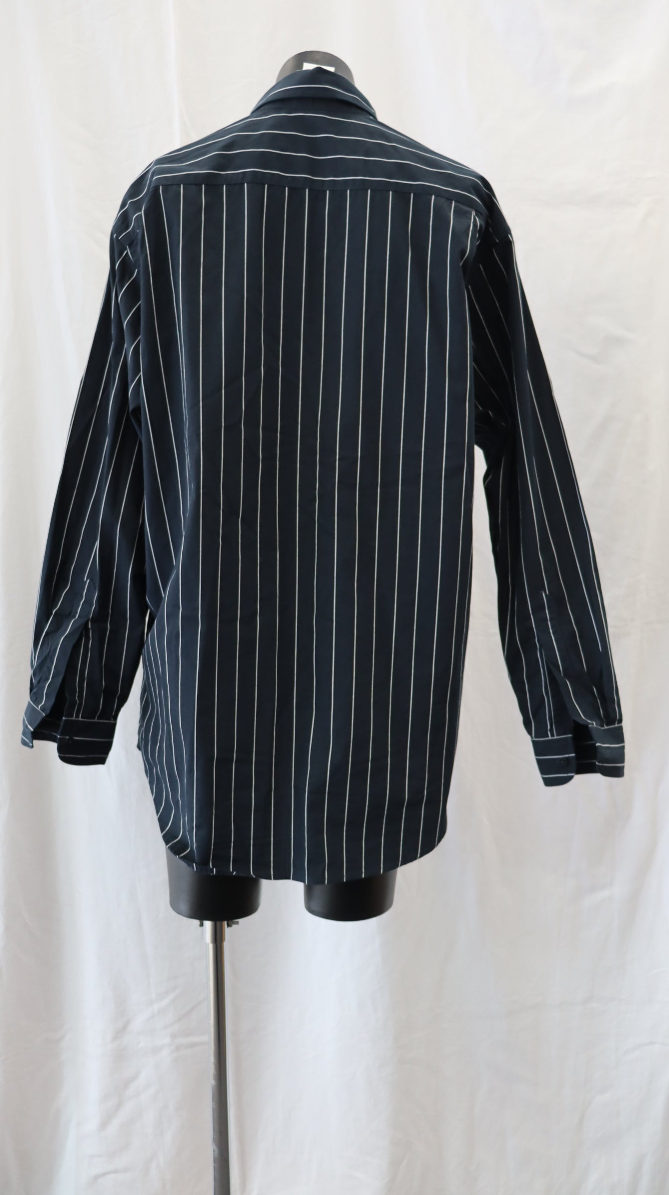 kowtow Button Up S
