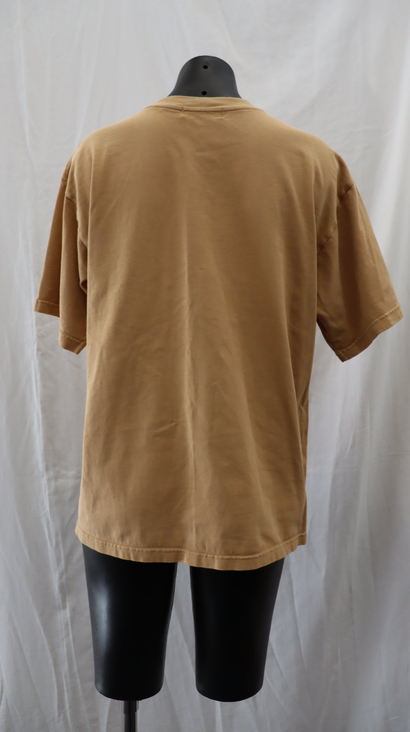 remain Tee 10