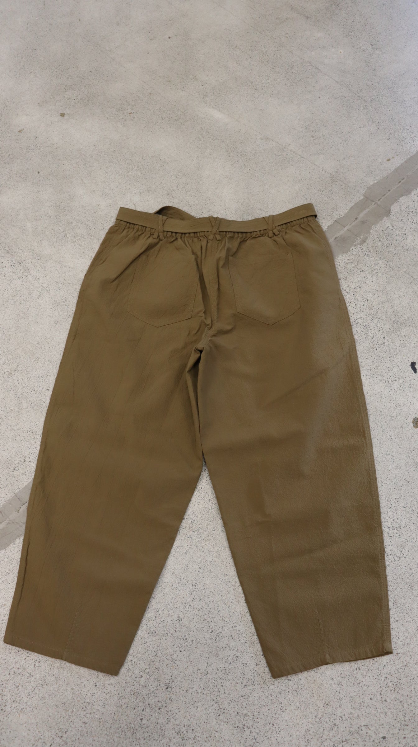 M A X Pants 18