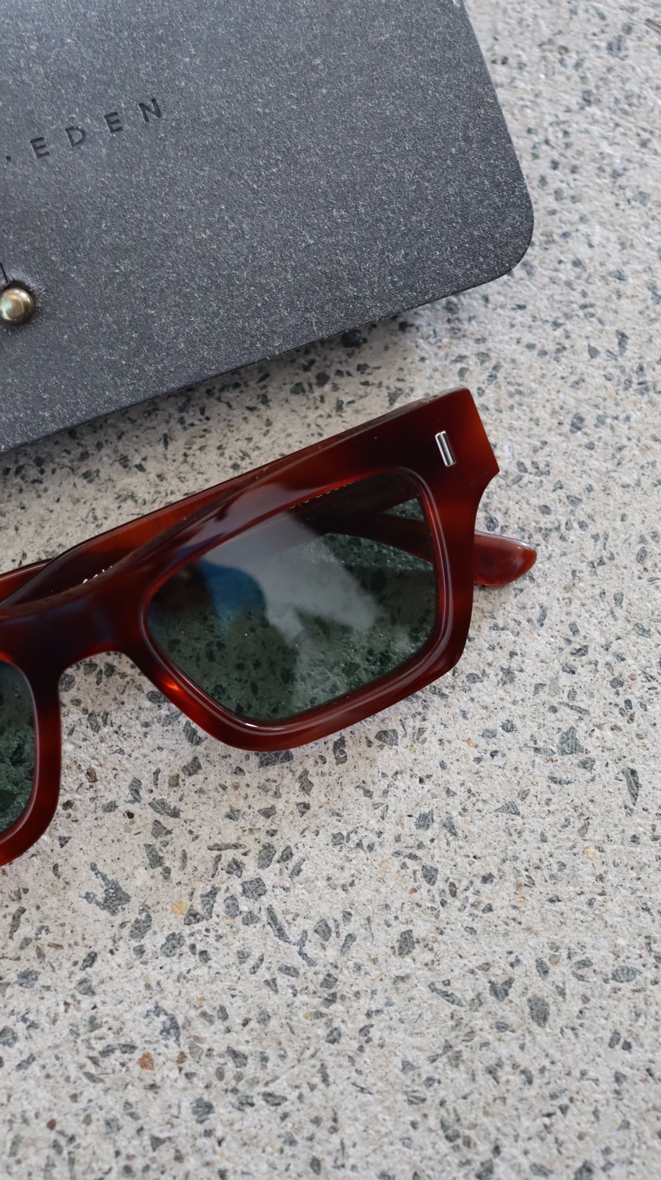 Isle Of Eden Sunglasses N/A