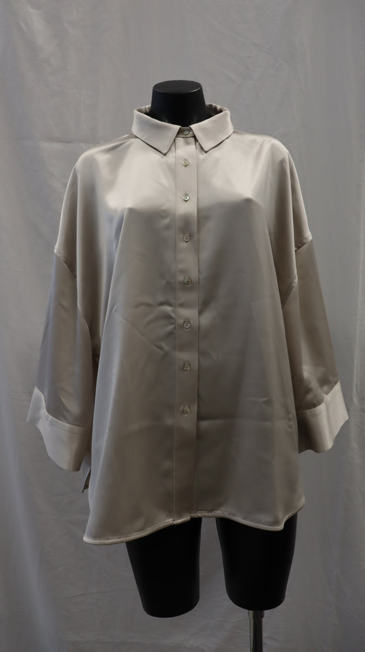 M A X Button Up 14