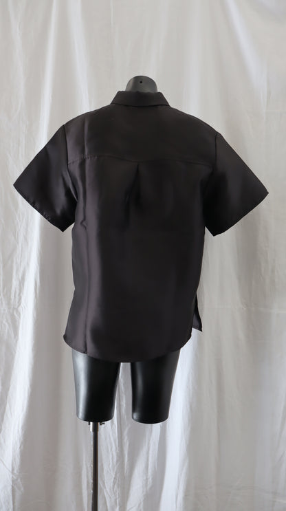 remain Button Up 8