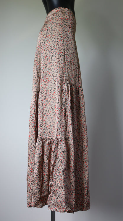 M A X Maxi Skirt 10