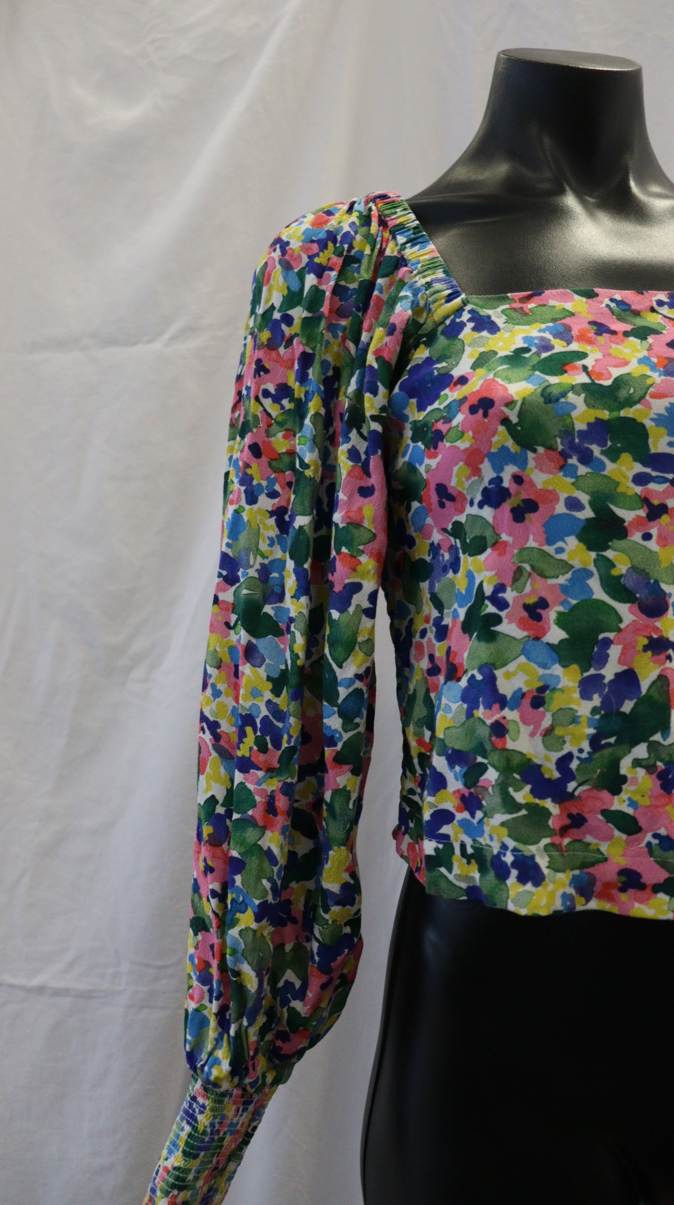 M A X Blouse 10