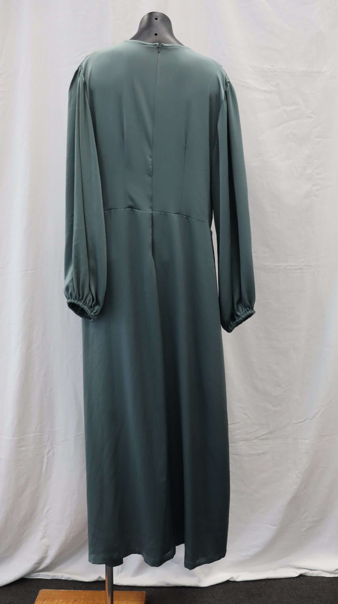 *NO TAG Maxi Dress L