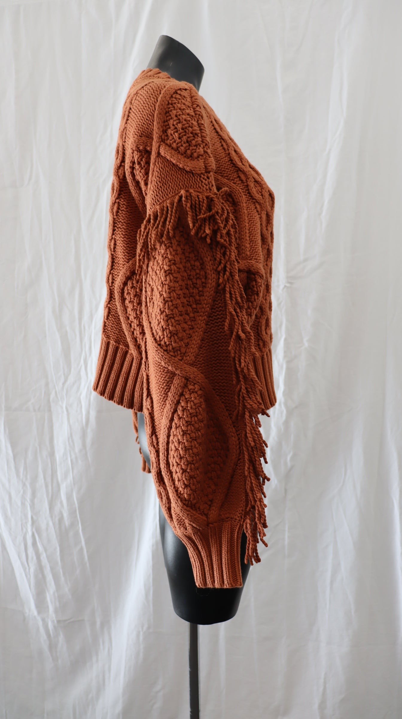 Line and dot Knit S