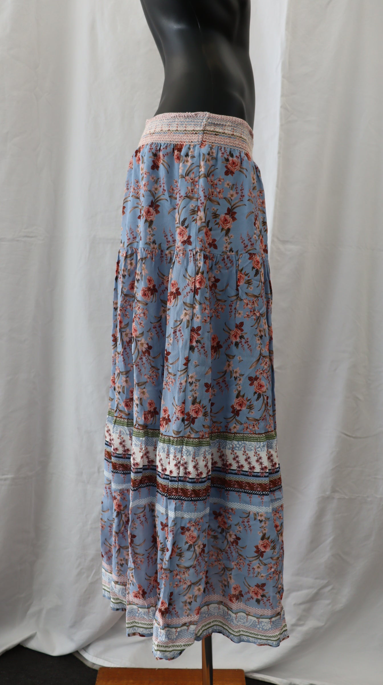 LOOBIES STORY Midi Skirt 14