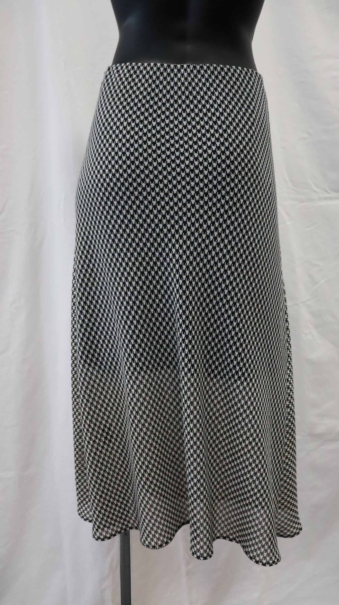 moochi Midi Skirt 14