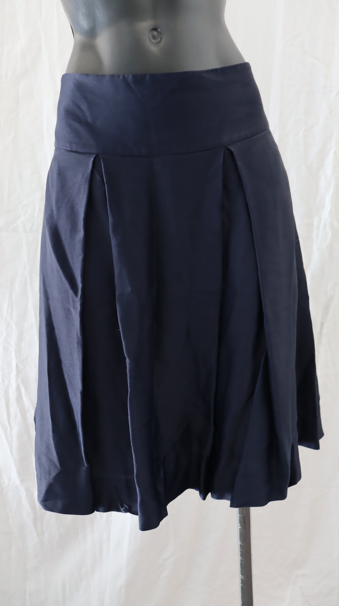 World Mini Skirt L