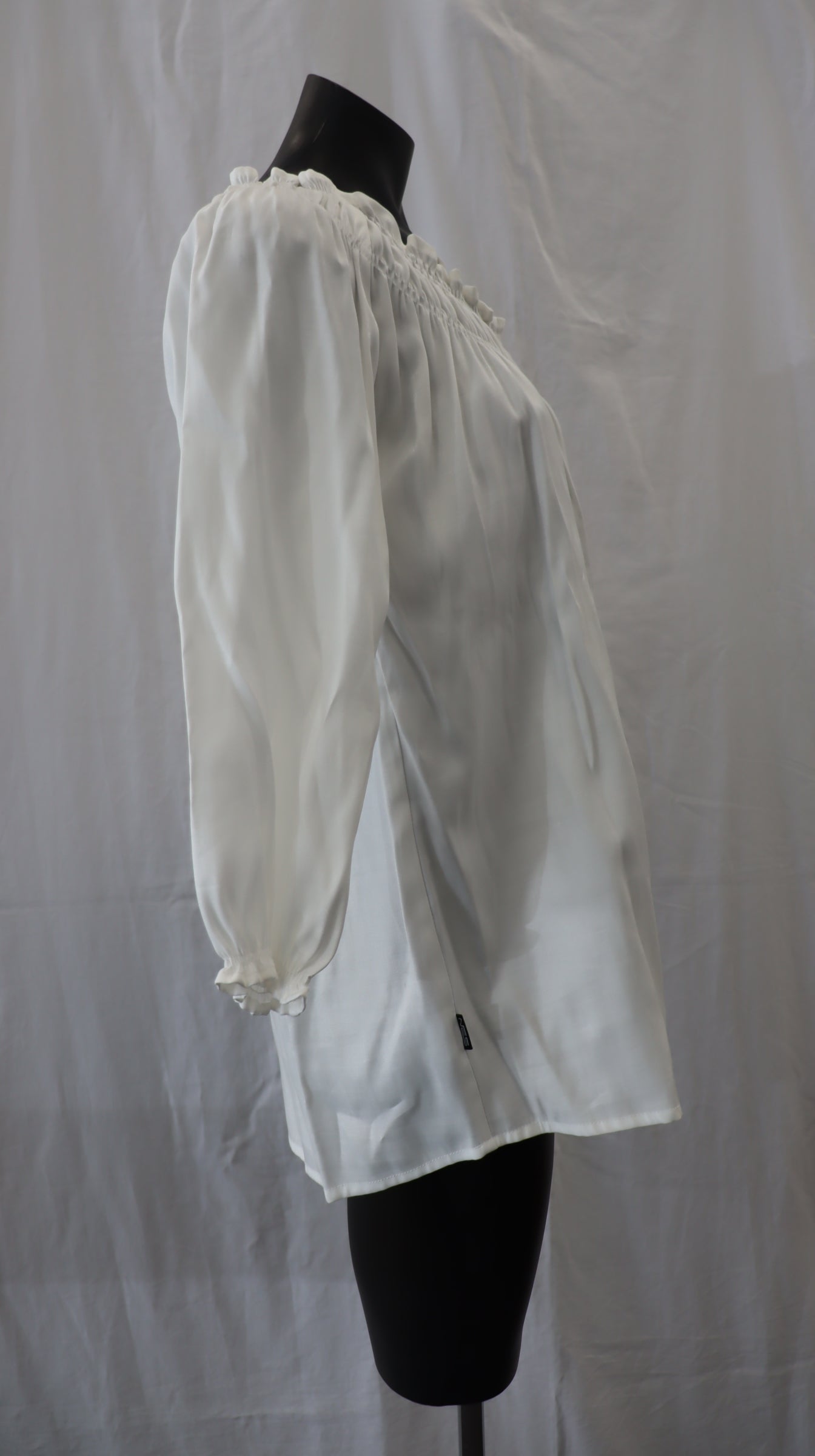 NES Blouse L