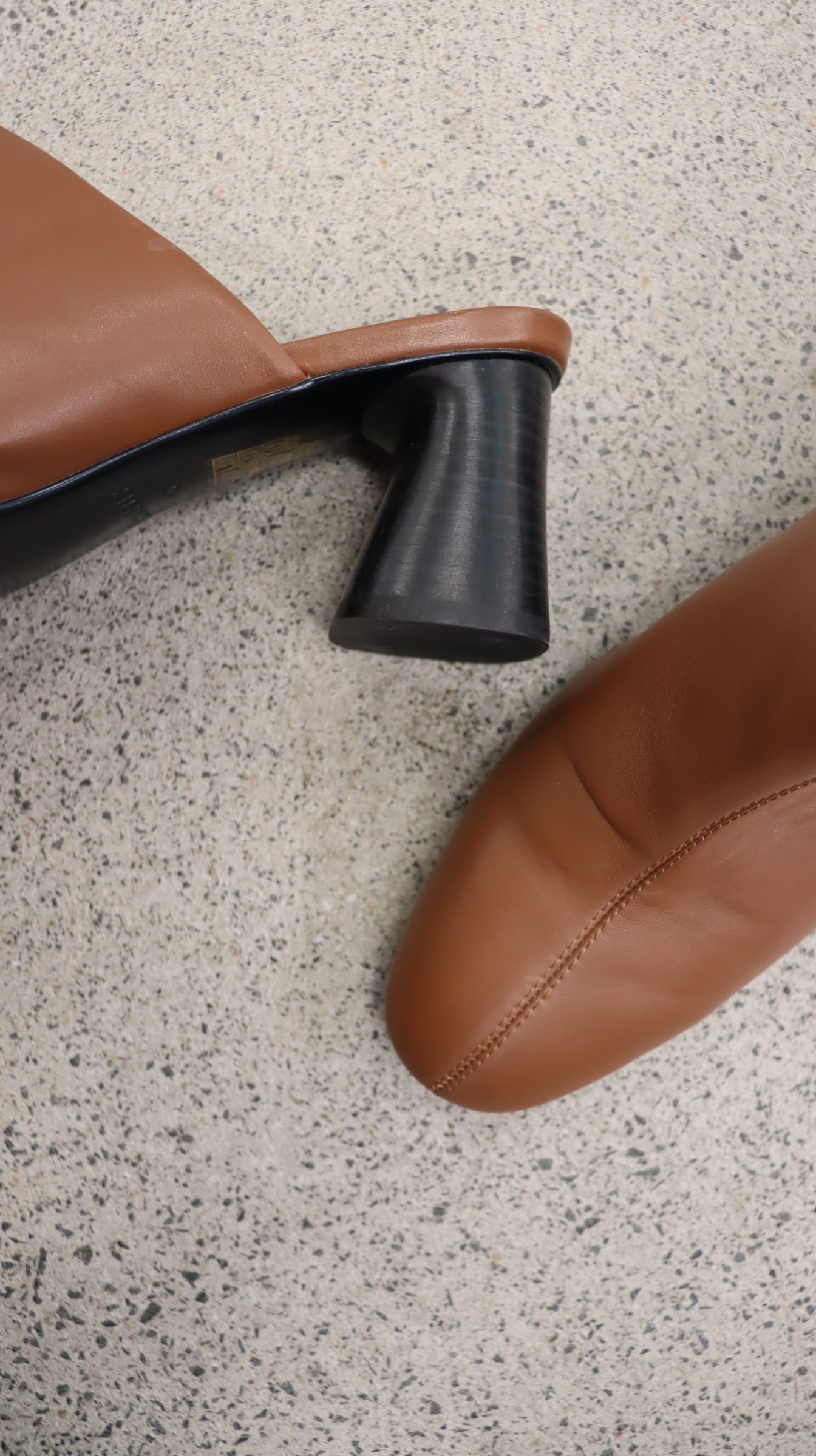 Caverley Heels 40
