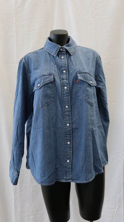 Levi Strauss & CO Button Up XL