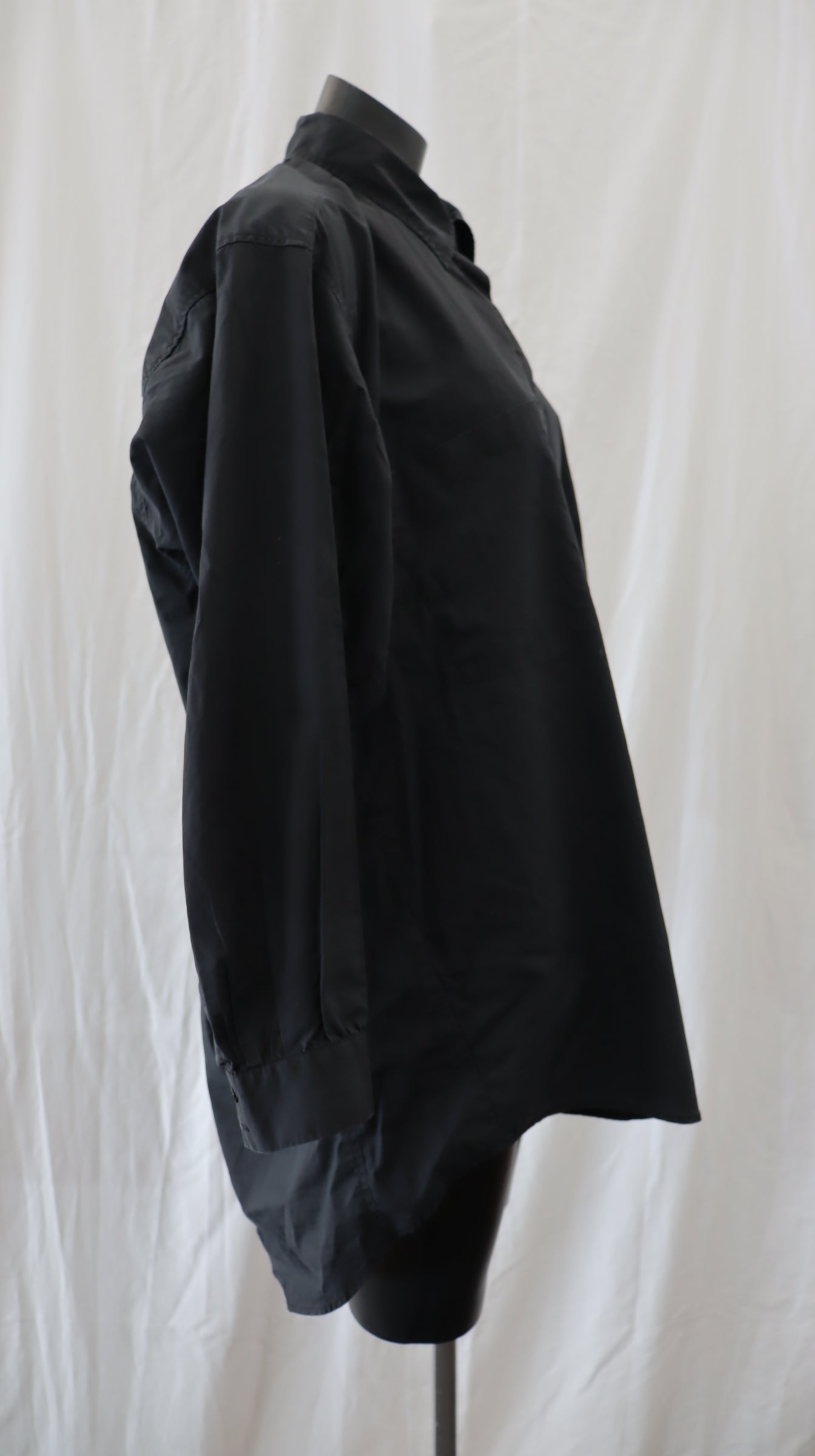 POL Button Up 8