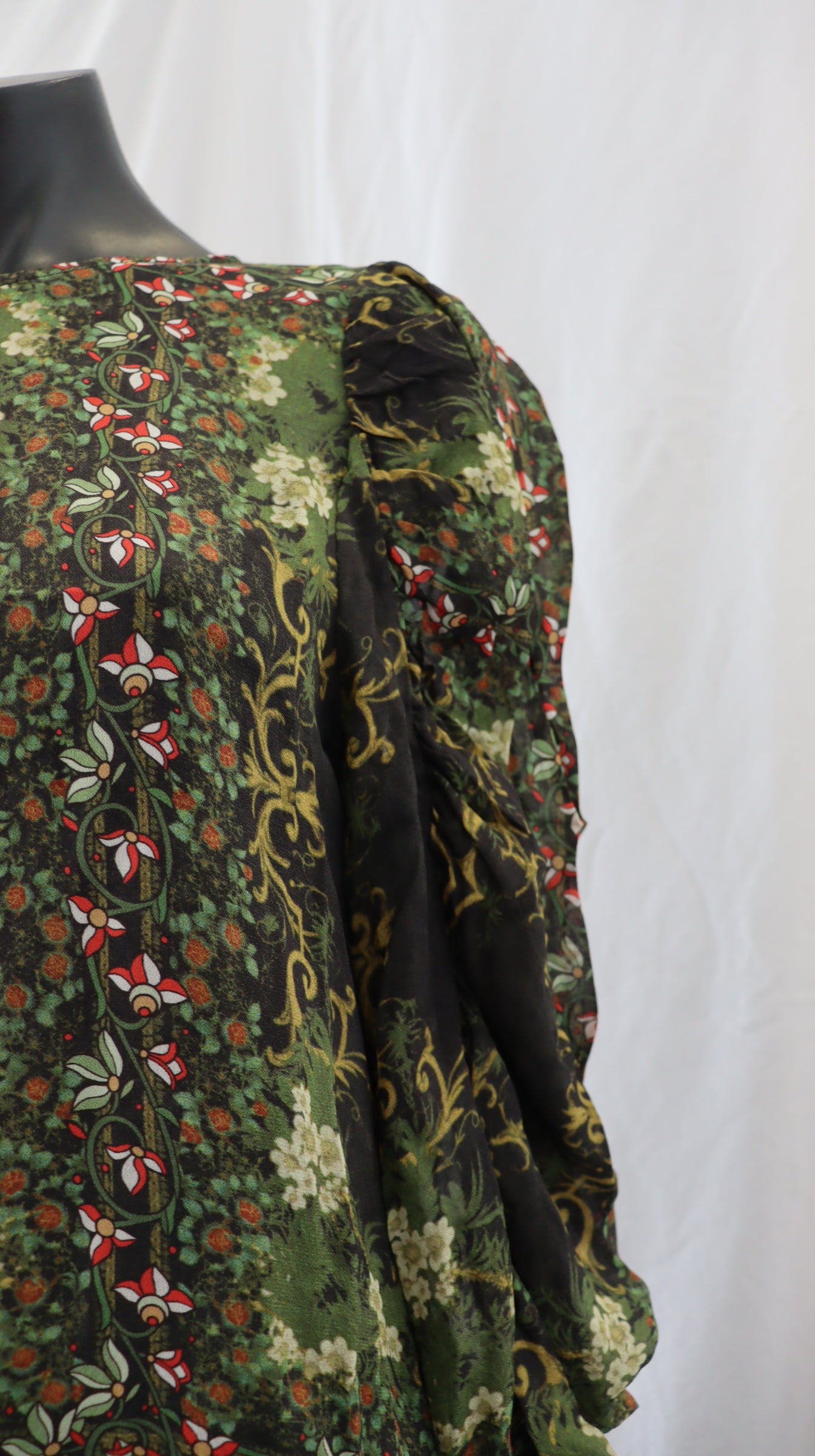 CURATE Blouse xs