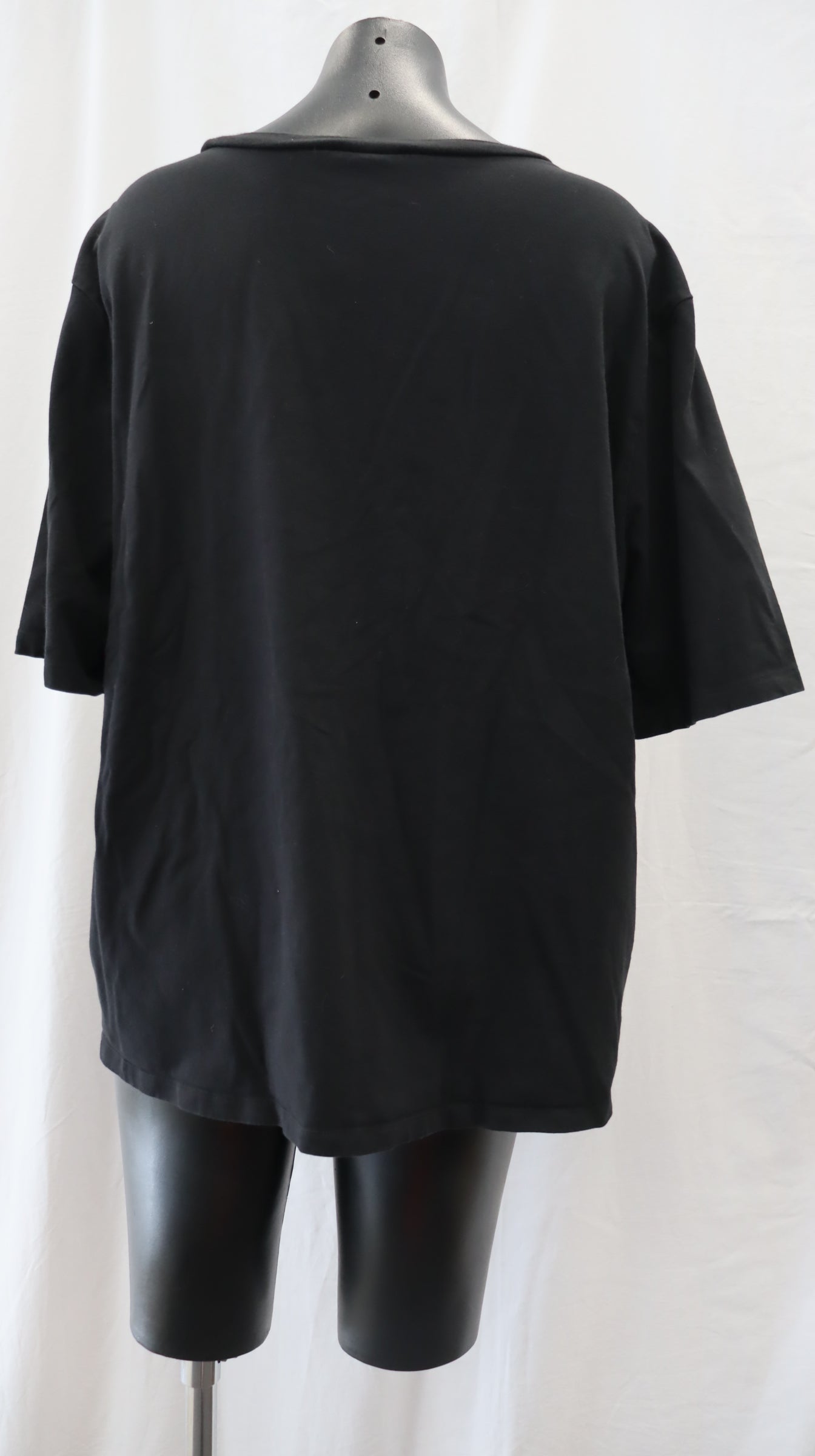 CURATE Tee M