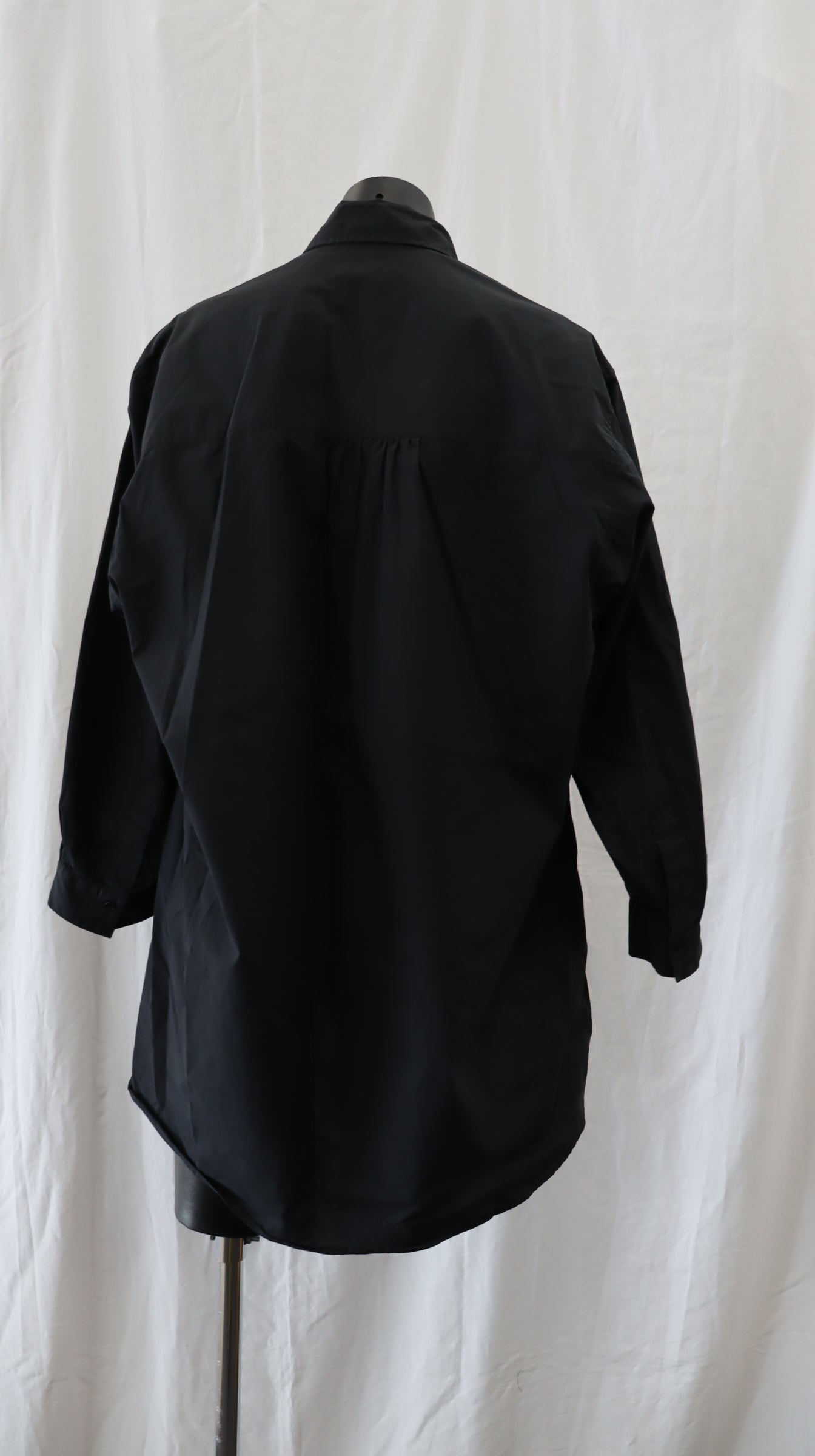 POL Button Up 8