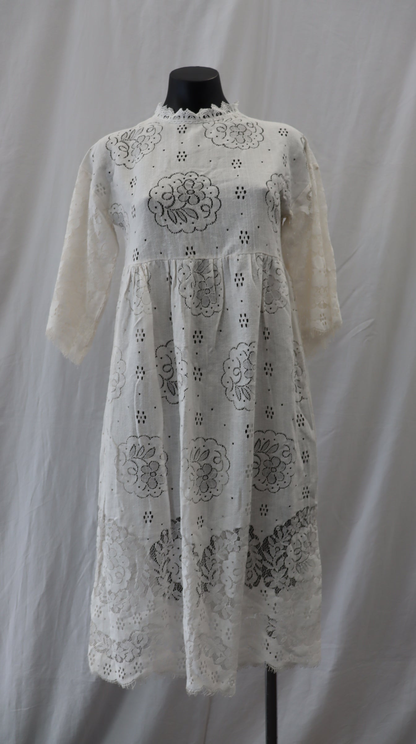 Yimuzi Midi Dress xs