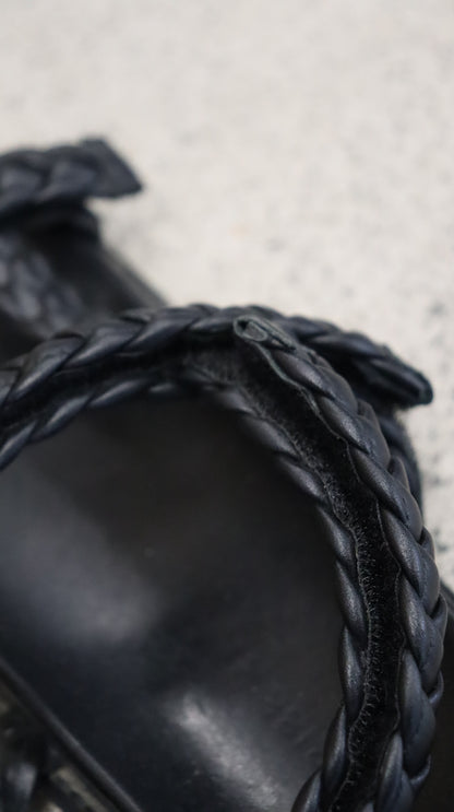 LA TRIBE Sandals 39