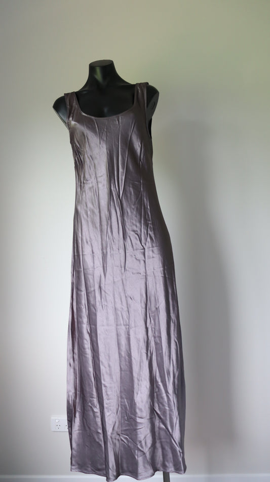 M A X Maxi Dress 12