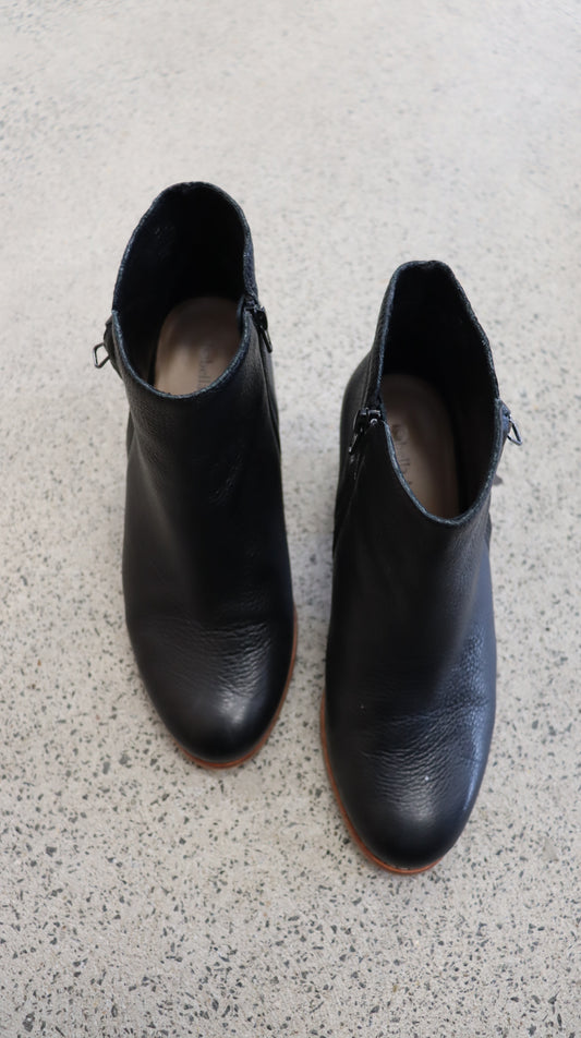 Isabella Anselmi Boots 38
