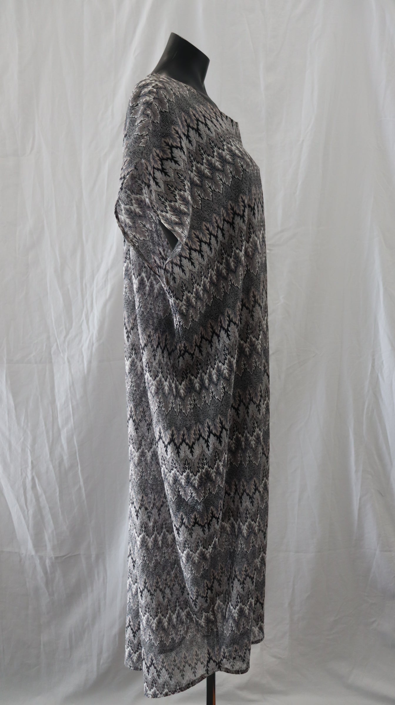 World Maxi Dress L