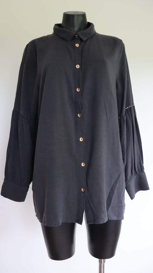 Marco Polo Button Up 18