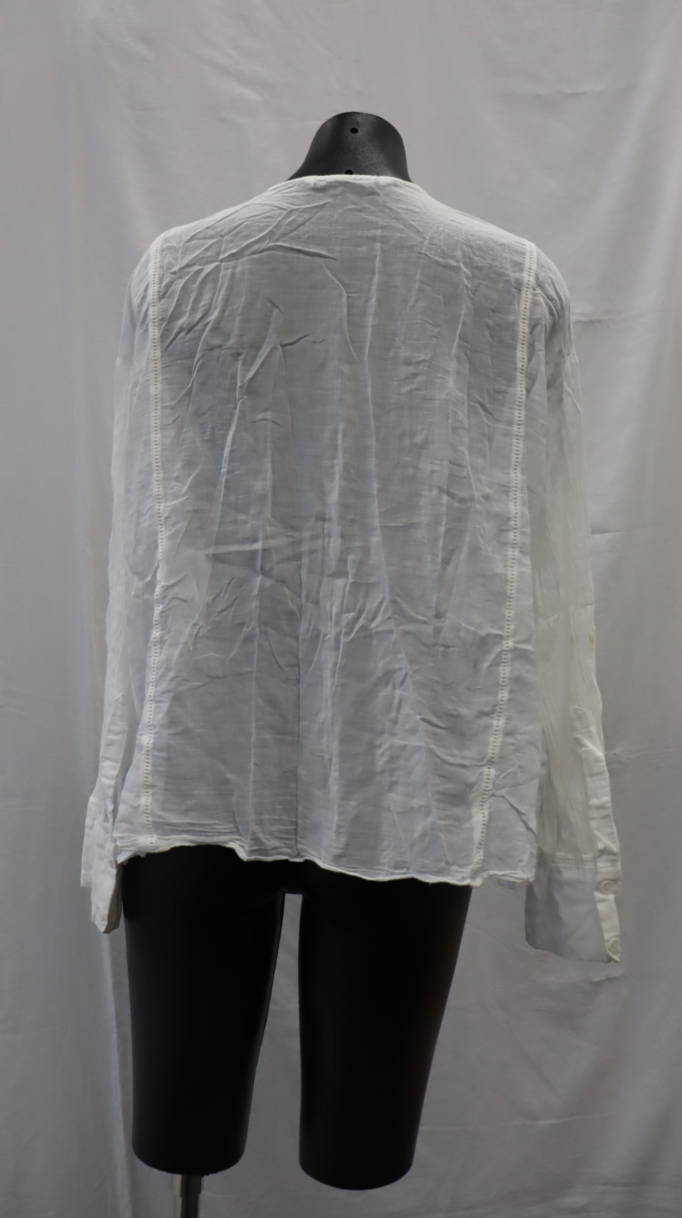 ZARA Button Up L