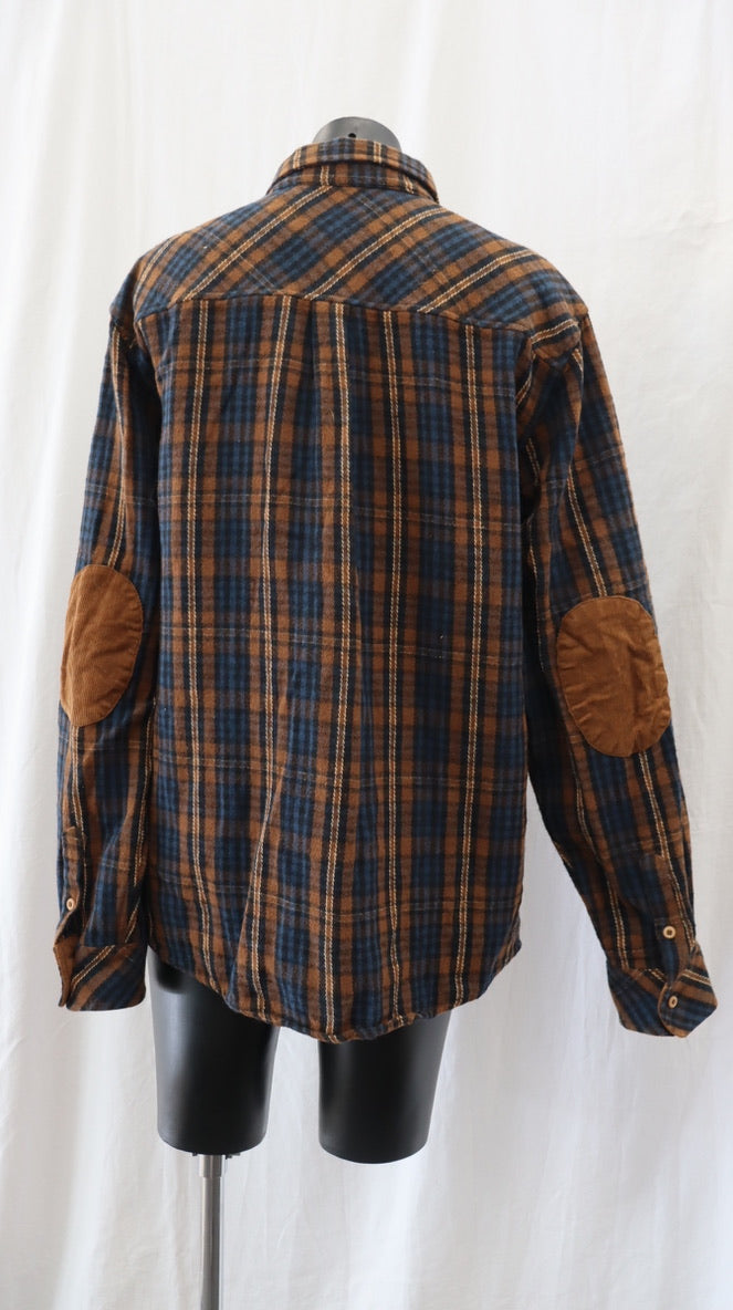 JUST ANOTHER FISHERMAN Button Up Mens L