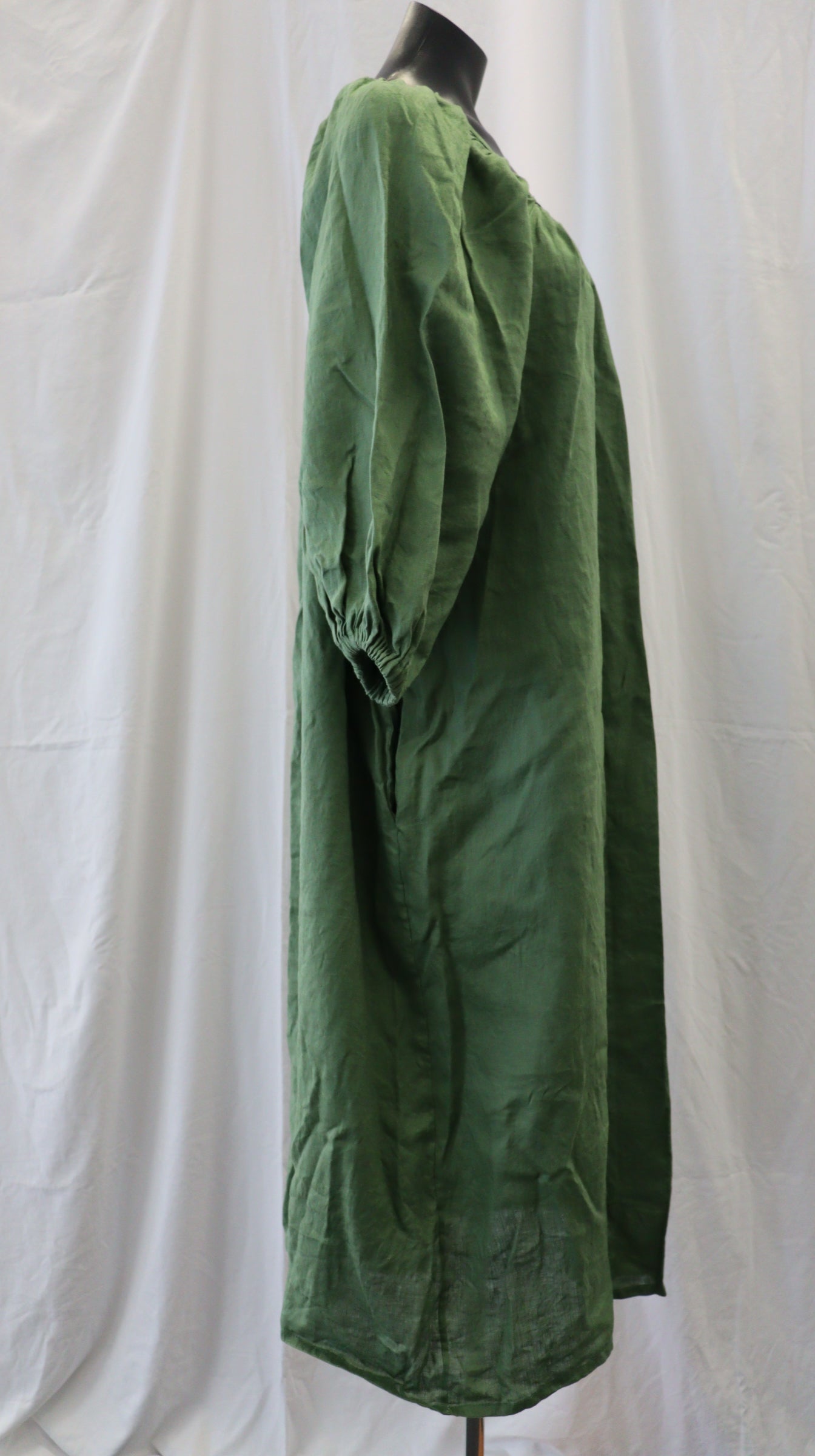 The Tailor & his LOVER Midi Dress xs
