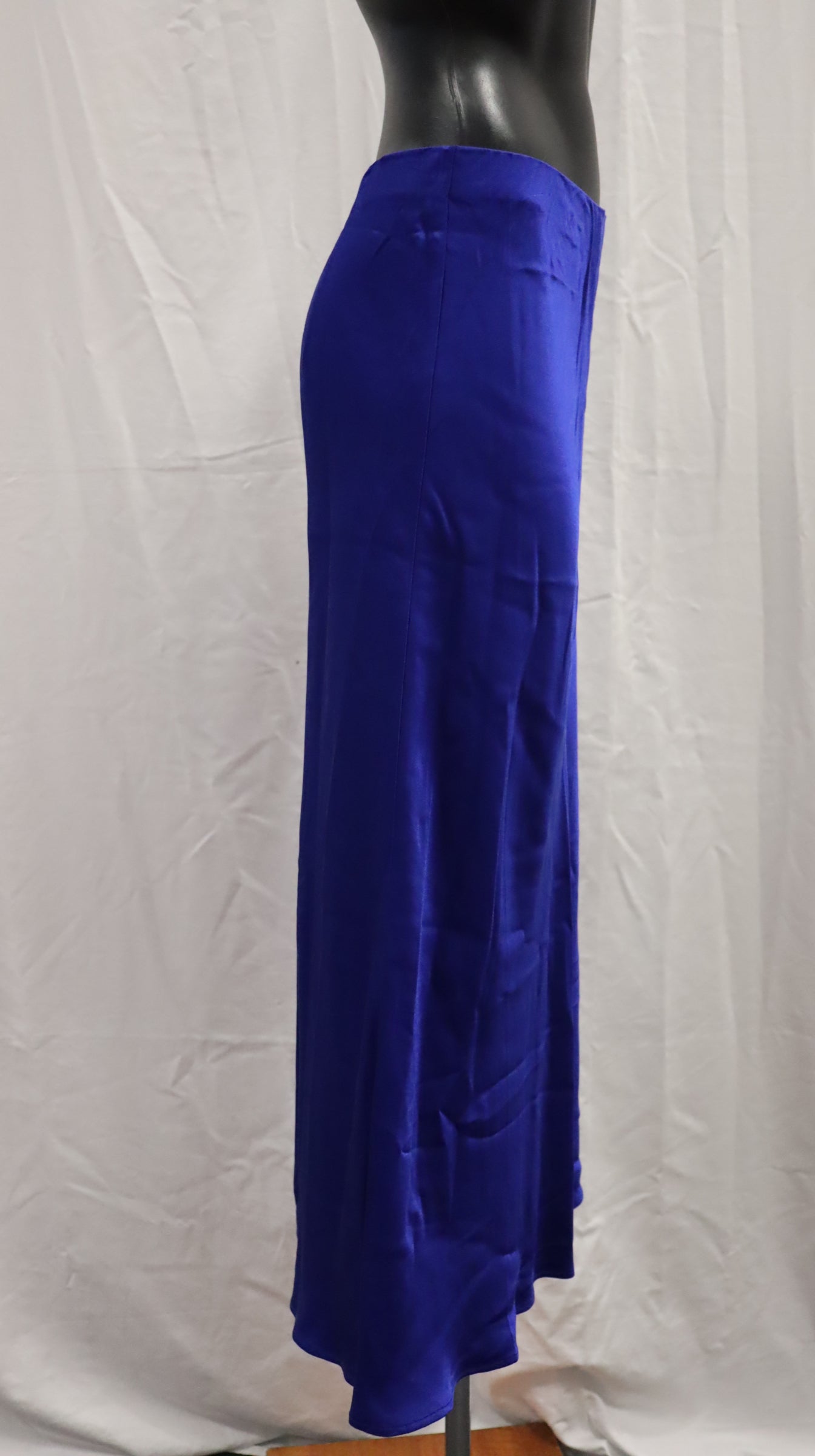 M A X Midi Skirt 10