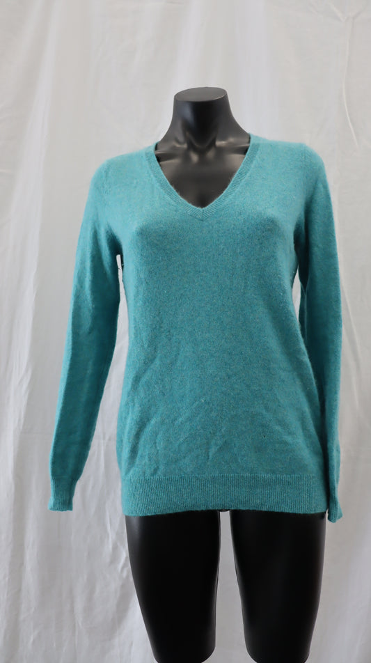 By Bloomingdales Knit M