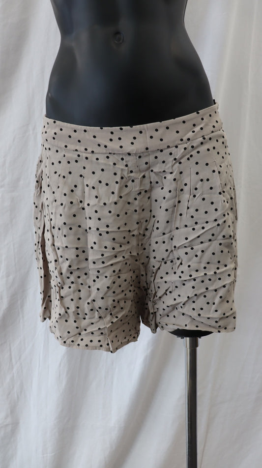 moochi Shorts 10