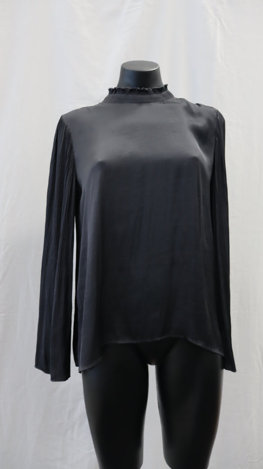 STORM Blouse 8