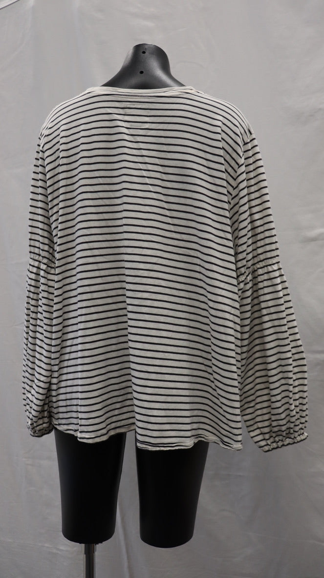moochi Long Sleeve L