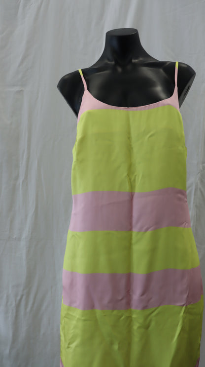 esmaee Midi Dress M