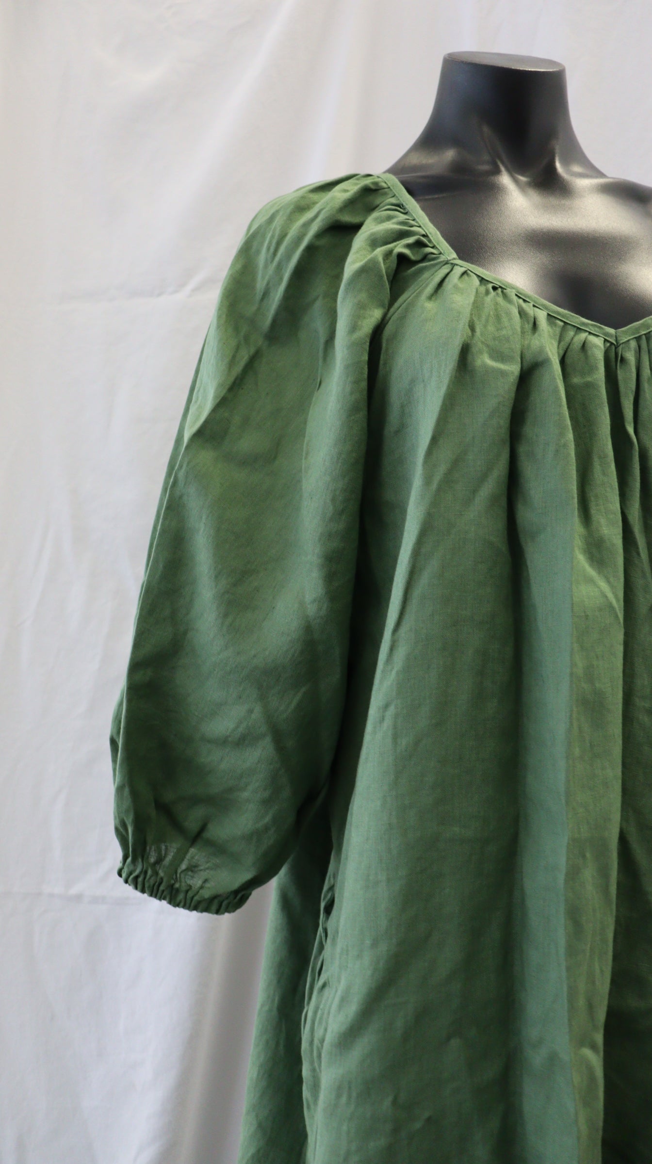 The Tailor & his LOVER Midi Dress xs